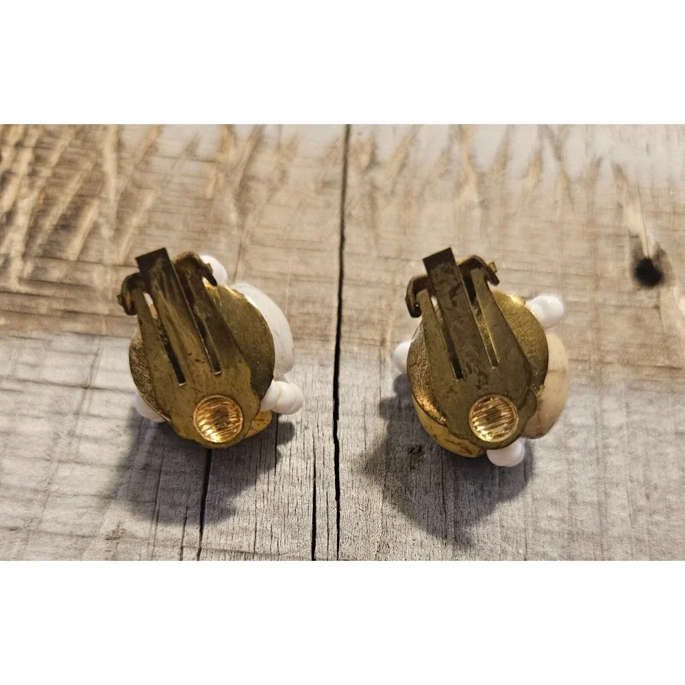 Vintage Beaded Clip On Earrings Statement Fashion Jewelry